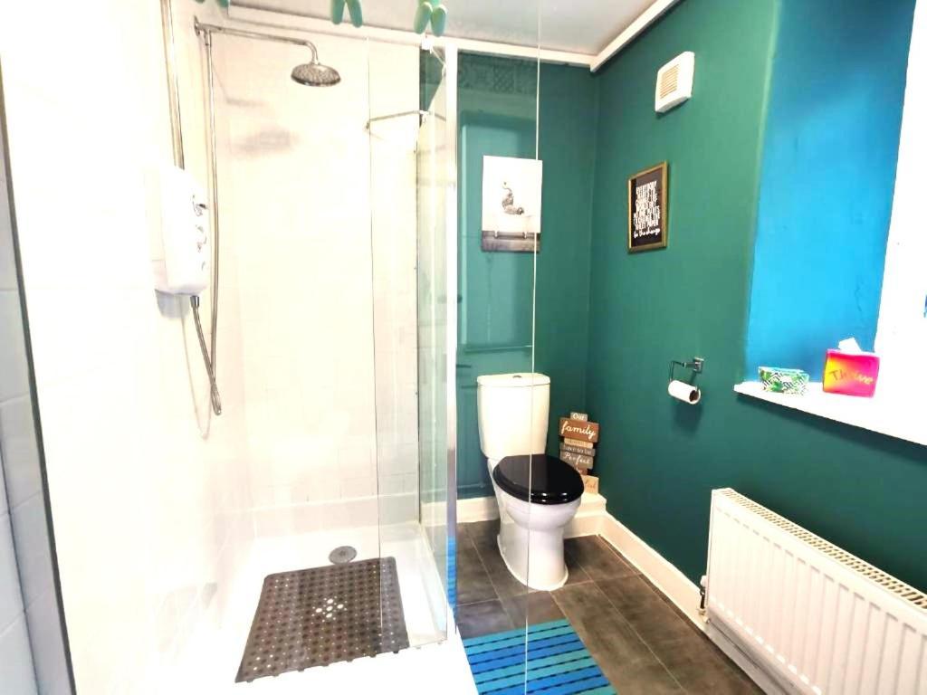 Zipworld Waterfalls Eryri Dogs Welcome 3 Bed Sleeps 5 Blaenau Ffestiniog Zewnętrze zdjęcie